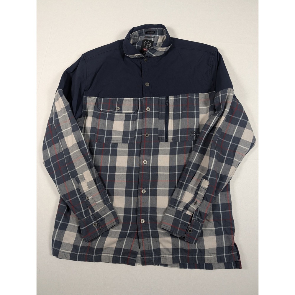 Wrangler ATG Mens Plaid Button Down Shirt Navy Blue Long Sleeve Medium NTP35BP